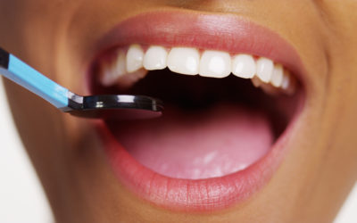 Całościowe leczenie dentystyczne – odkryj drogę do zdrowego i pięknego uśmiechów.