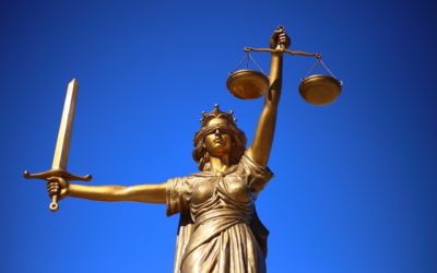 W czym umie nam pomóc radca prawny? W jakich kwestiach i w jakich kompetencjach prawa wspomoże nam radca prawny?